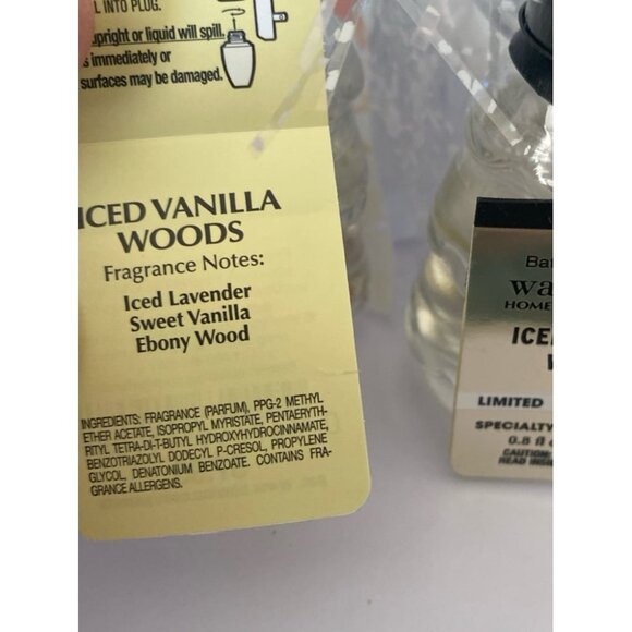 Bath & Body Works Limited Edition Tree Shape ”Iced Vanilla Woods” 2 Wallflowers - Picture 3 of 5